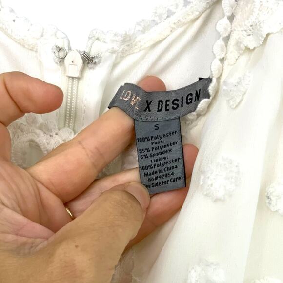 Love By Design Rinata Swiss Dot Long Sleeve Jumpsuit Size Small NWOT $118 MSRP - Picture 3 of 6